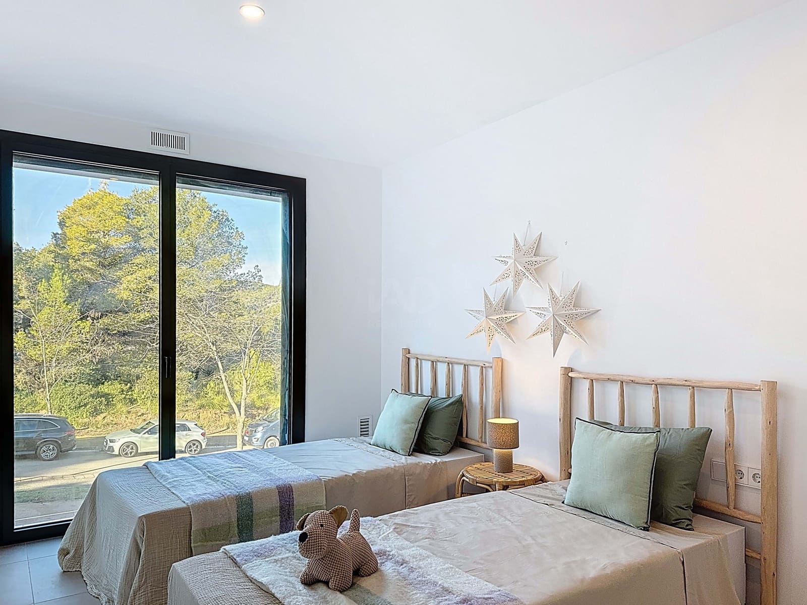 4 chambre Maison de Ville à vendre à Barcelone ville avec piscine garage - 635 000 € (Ref: 9988305)