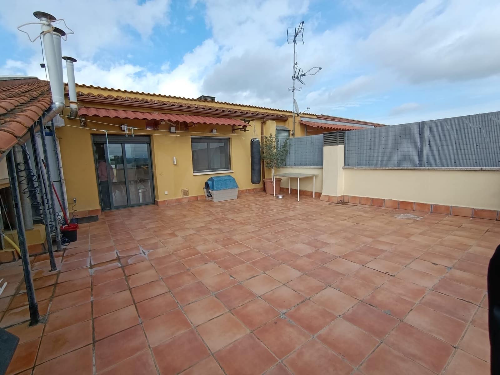 Apartamento de 3 habitaciones en Lliçà d'Amunt en venta con garaje - 358.000 € (Ref: 9988306)