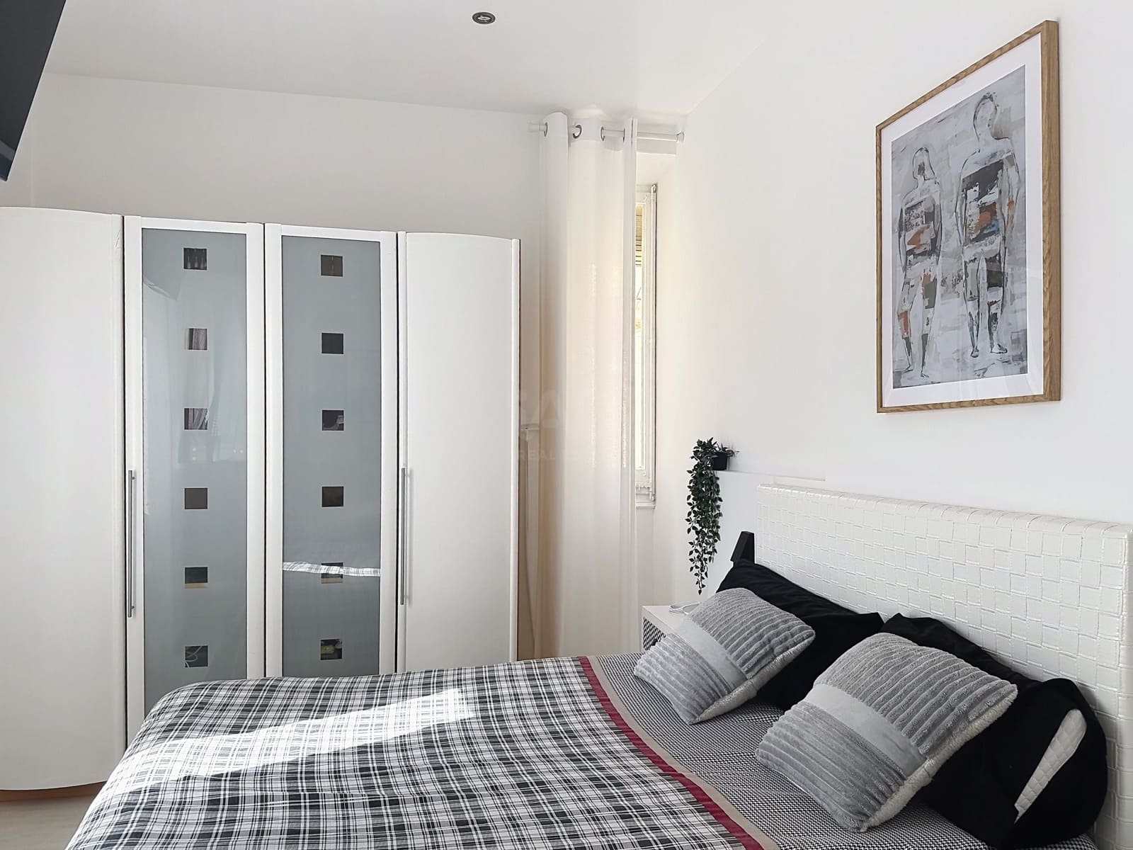 Apartamento de 3 habitaciones en Barcelona ciudad en venta - 350.950 € (Ref: 9988307)