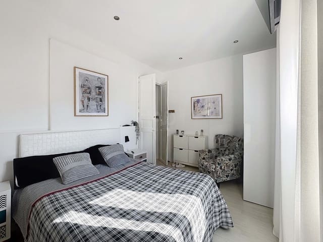 Apartamento de 3 habitaciones en Vilanova i la Geltrú en venta - 350.950 € (Ref: 9988307)