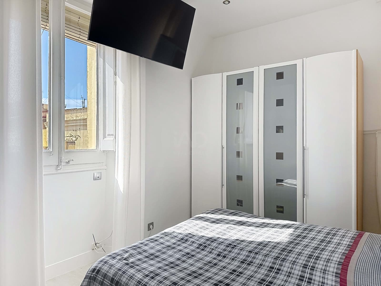 Apartamento de 3 habitaciones en Barcelona ciudad en venta - 350.950 € (Ref: 9988307)
