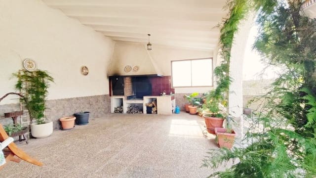 4 bedroom Apartment for sale in Pla de la Vallonga, Alicante / Alacant city with garage - € 849,000 (Ref: 9988309)
