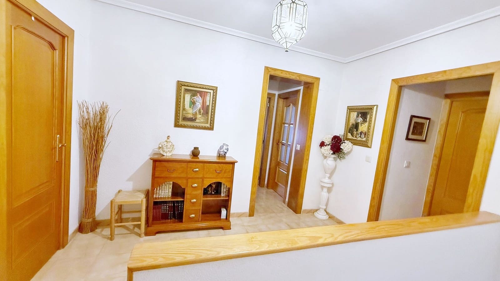 4 bedroom Apartment for sale in Alicante / Alacant city with garage - € 849,000 (Ref: 9988309)