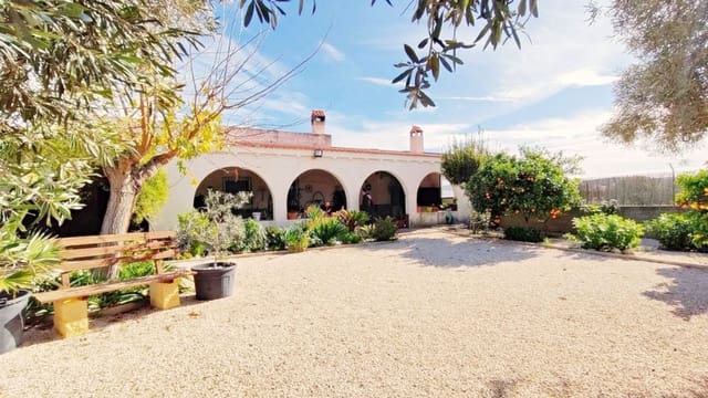 4 bedroom Apartment for sale in Pla de la Vallonga, Alicante / Alacant city with garage - € 849,000 (Ref: 9988309)