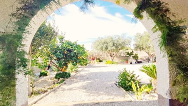 4 bedroom Apartment for sale in Pla de la Vallonga, Alicante / Alacant city with garage - € 849,000 (Ref: 9988309)