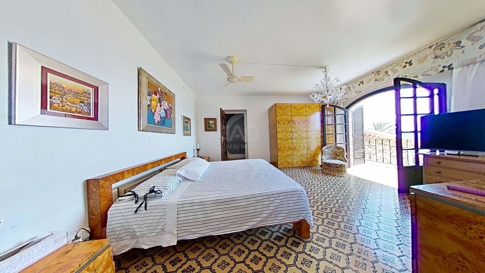 5 soverom Villa til salgs i Santa Pola med svømmebasseng garasje - € 3 490 000 (Ref: 9988310)