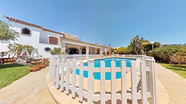 5 soveværelse Villa til salg i Calas Santa Pola Este, Santa Pola med swimmingpool garage - € 3.490.000 (Ref: 9988310)