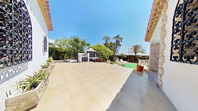 5 soverom Villa til salgs i Calas Santa Pola Este, Santa Pola med svømmebasseng garasje - € 3 490 000 (Ref: 9988310)