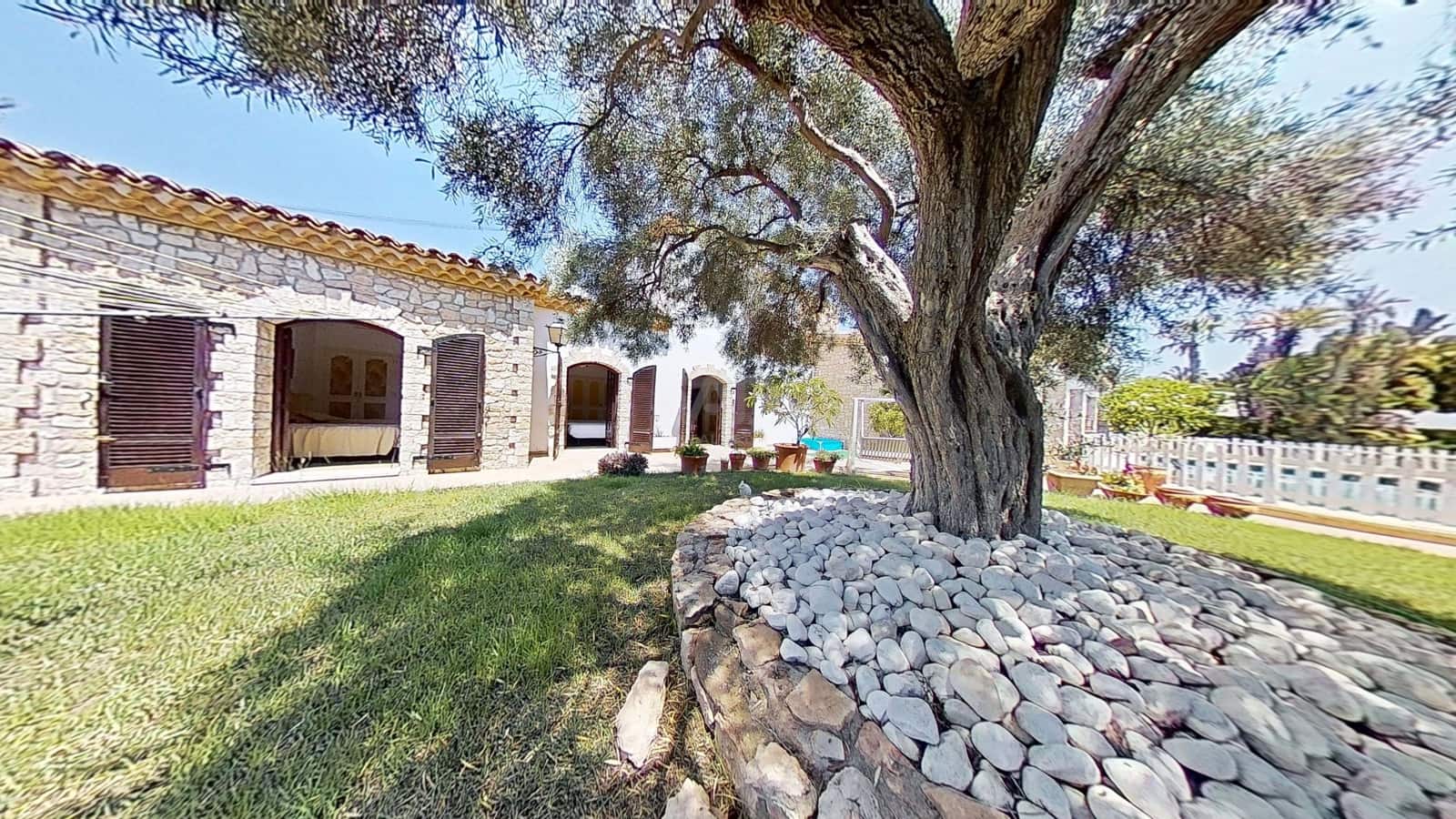 5 soverom Villa til salgs i Santa Pola med svømmebasseng garasje - € 3 490 000 (Ref: 9988310)