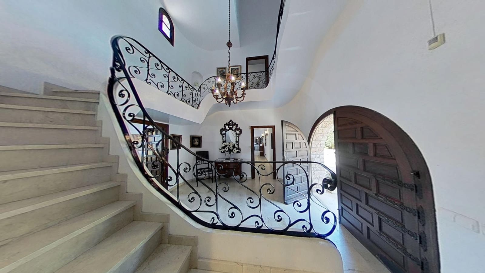 5 soverom Villa til salgs i Santa Pola med svømmebasseng garasje - € 3 490 000 (Ref: 9988310)