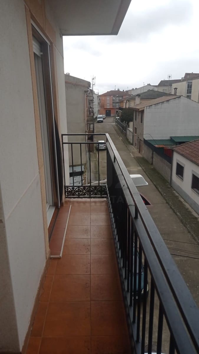 3 bedroom Apartment for sale in Salamanca city - € 87,000 (Ref: 9988311)