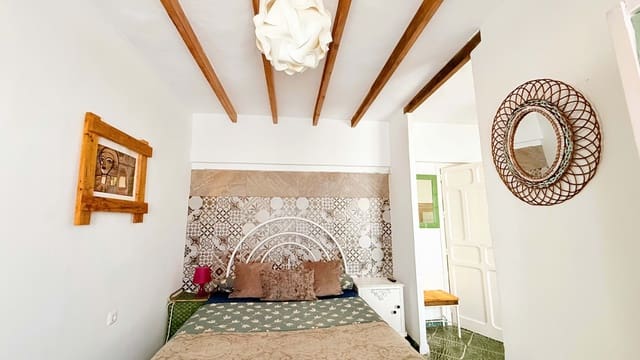 Kommersiell til salgs i Cádiz by - € 1 453 000 (Ref: 9988312)