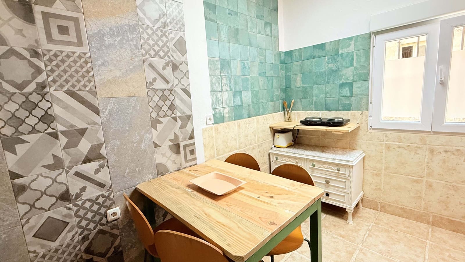 Gewerbe zu verkaufen in Cadiz Stadt - 1.453.000 € (Ref: 9988312)