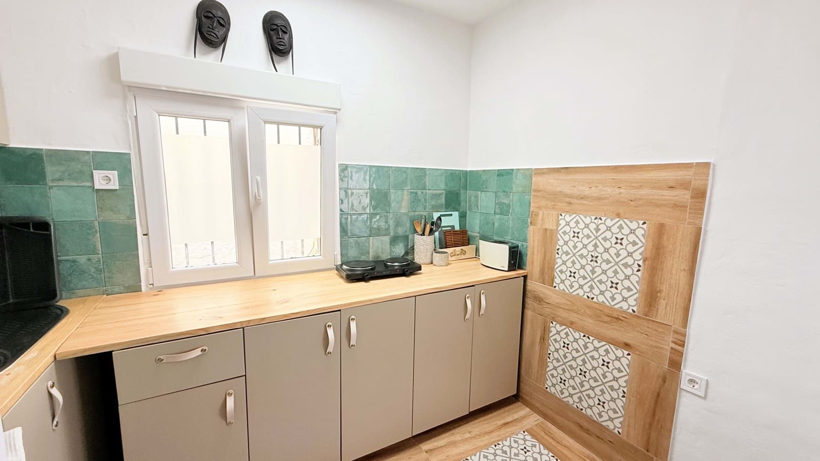 Gewerbe zu verkaufen in Cadiz Stadt - 1.453.000 € (Ref: 9988312)