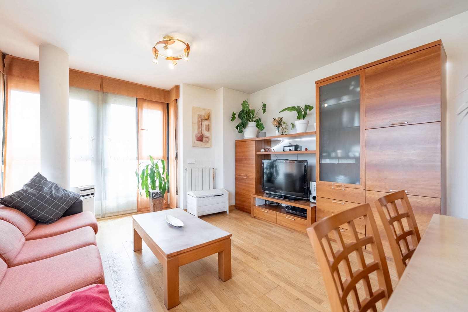 3 sypialnia Apartament na sprzedaż w Miasto Madryt z basenem garażem - 530 000 € (Ref: 9988315)
