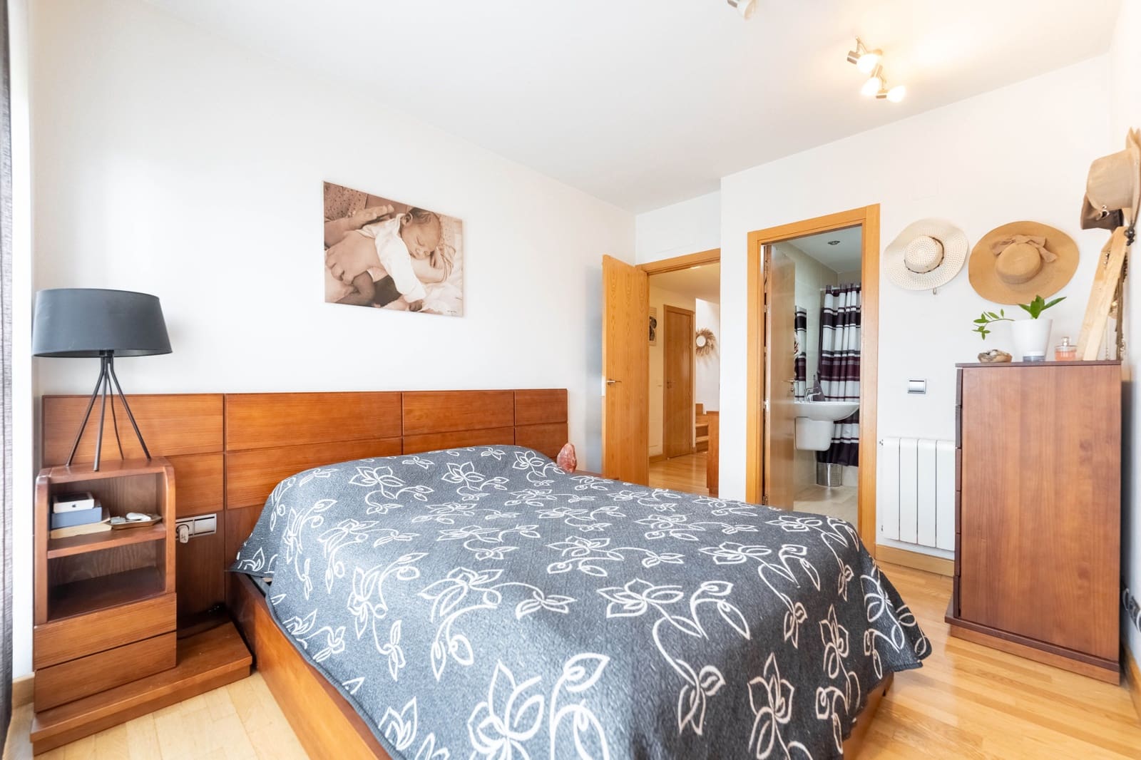 3 sypialnia Apartament na sprzedaż w Miasto Madryt z basenem garażem - 530 000 € (Ref: 9988315)