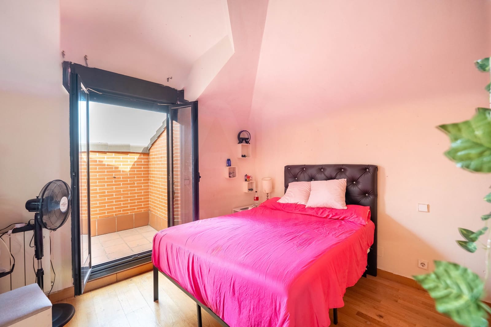 3 sypialnia Apartament na sprzedaż w Miasto Madryt z basenem garażem - 530 000 € (Ref: 9988315)