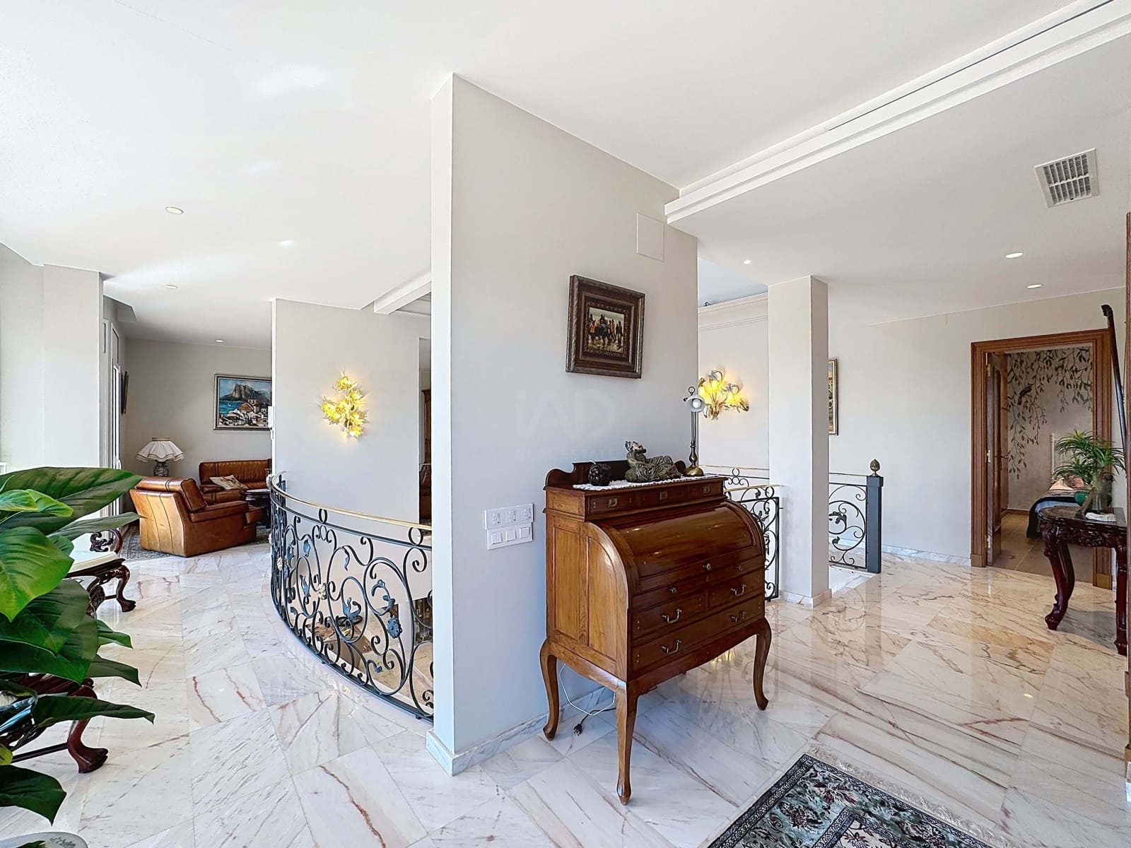 6 bedroom Townhouse for sale in Vilanova i la Geltru with pool garage - € 1,650,000 (Ref: 9988317)