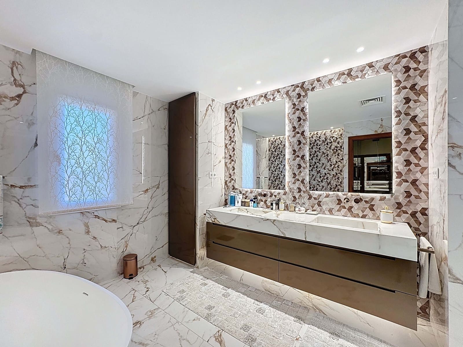 6 bedroom Townhouse for sale in Vilanova i la Geltru with pool garage - € 1,650,000 (Ref: 9988317)