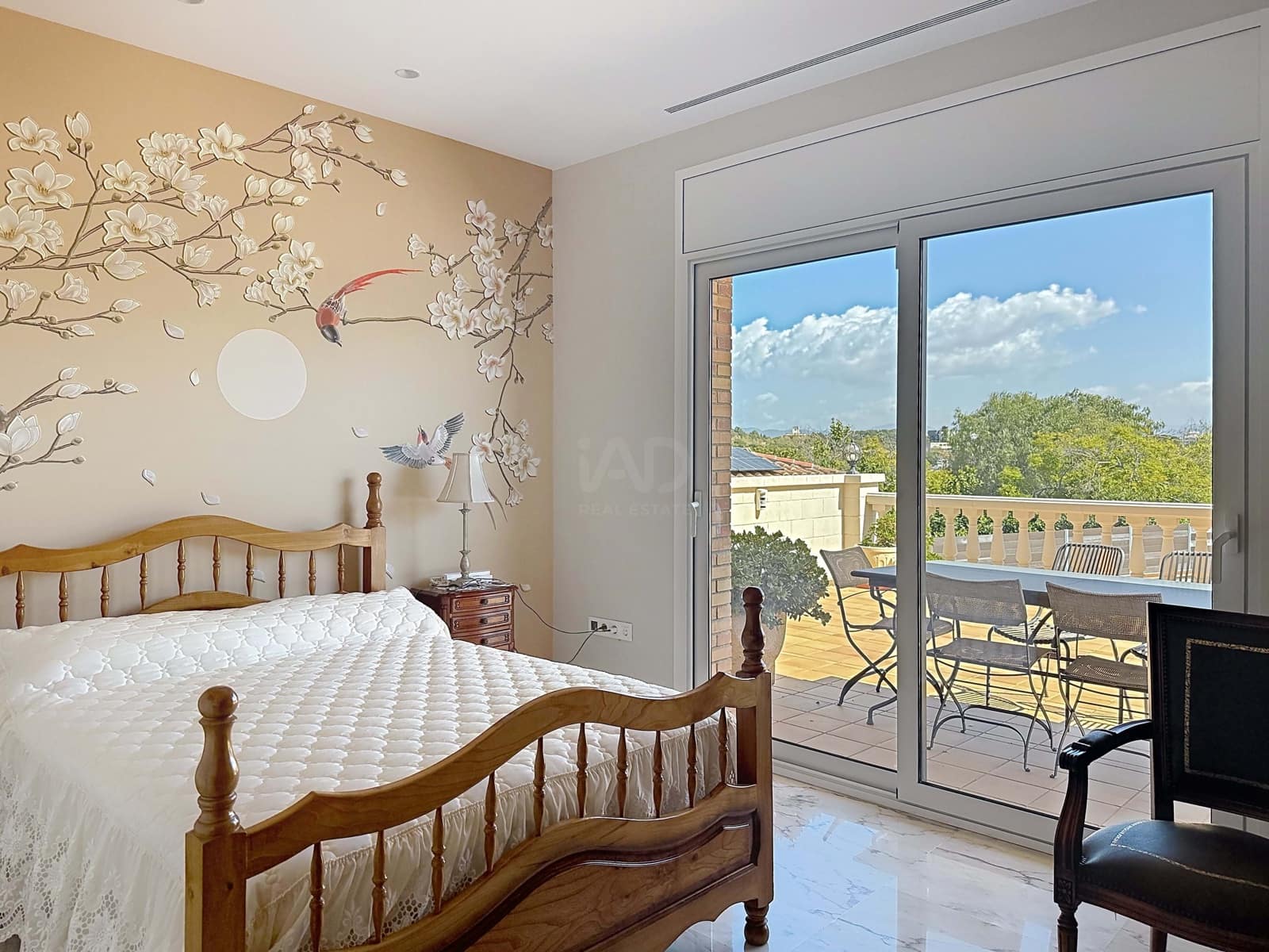 6 bedroom Townhouse for sale in Vilanova i la Geltru with pool garage - € 1,650,000 (Ref: 9988317)