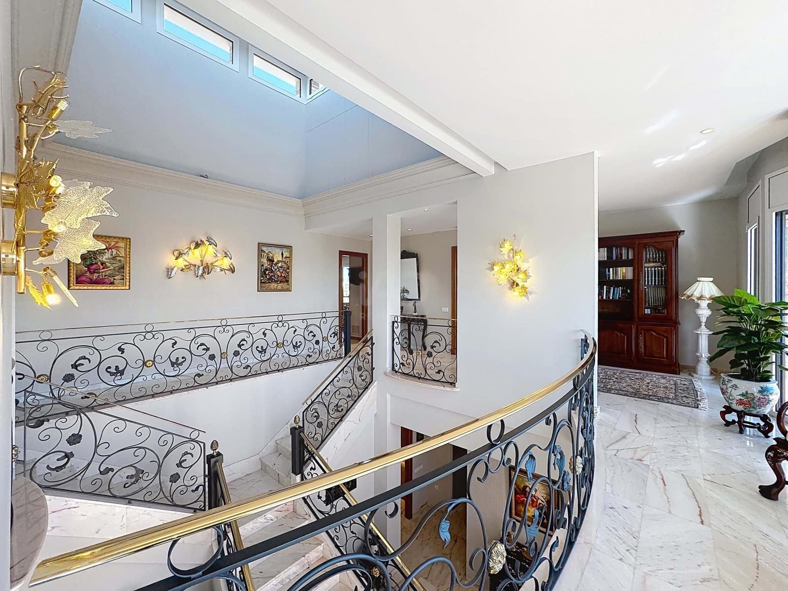 6 bedroom Townhouse for sale in Vilanova i la Geltru with pool garage - € 1,650,000 (Ref: 9988317)