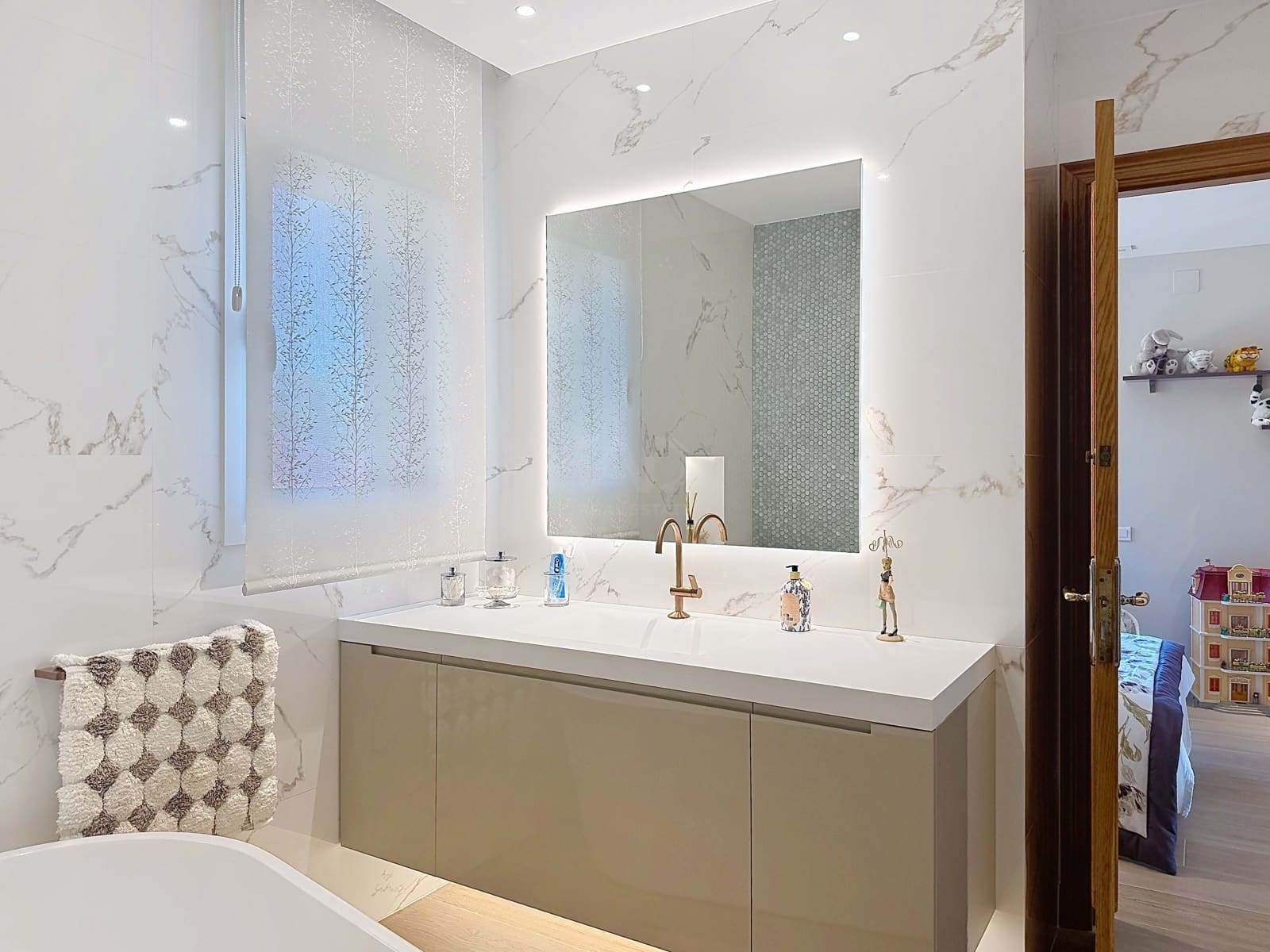 6 bedroom Townhouse for sale in Vilanova i la Geltru with pool garage - € 1,650,000 (Ref: 9988317)