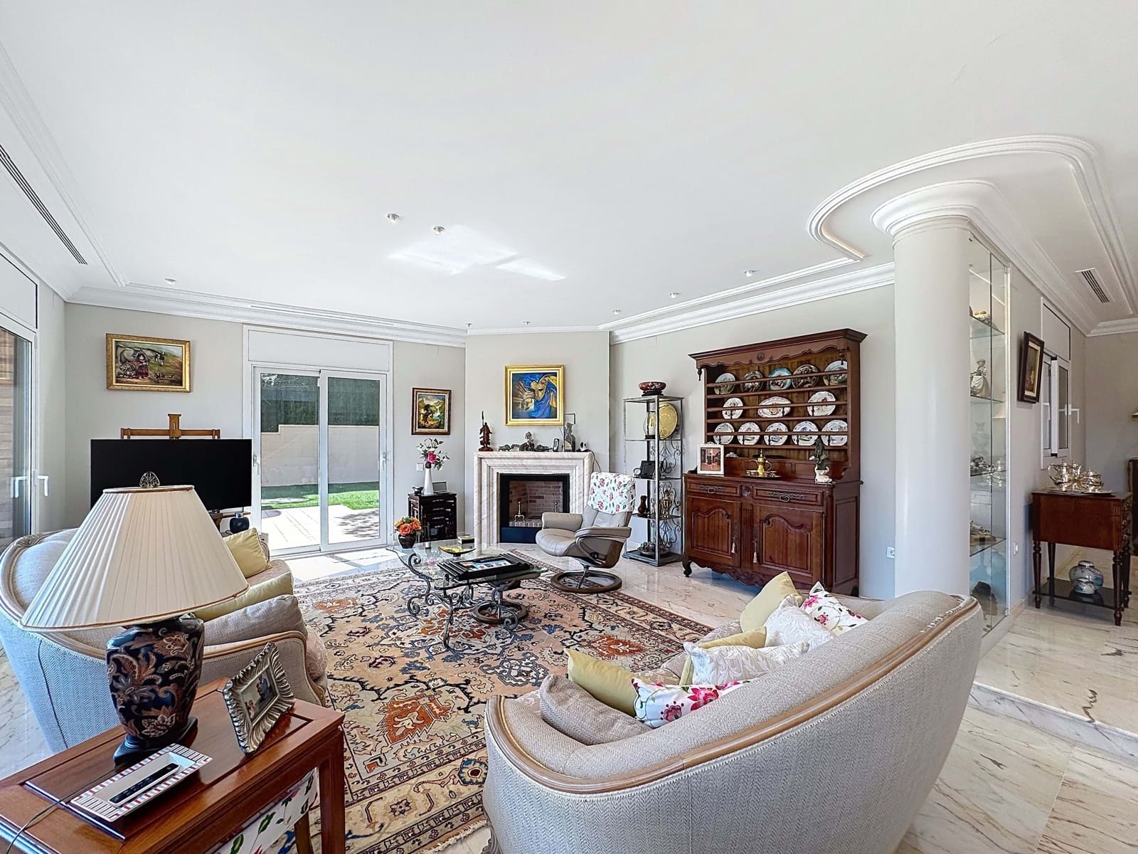 6 bedroom Townhouse for sale in Vilanova i la Geltru with pool garage - € 1,650,000 (Ref: 9988317)