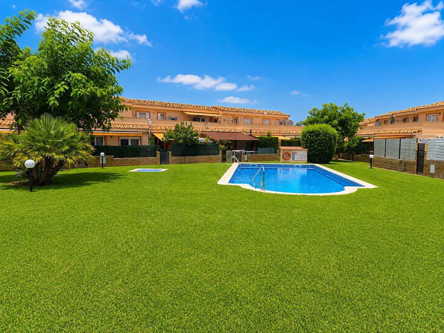 3 Zimmer Reihenhaus zu verkaufen in Tarragona Stadt mit Pool Garage - 274.900 € (Ref: 9988321)
