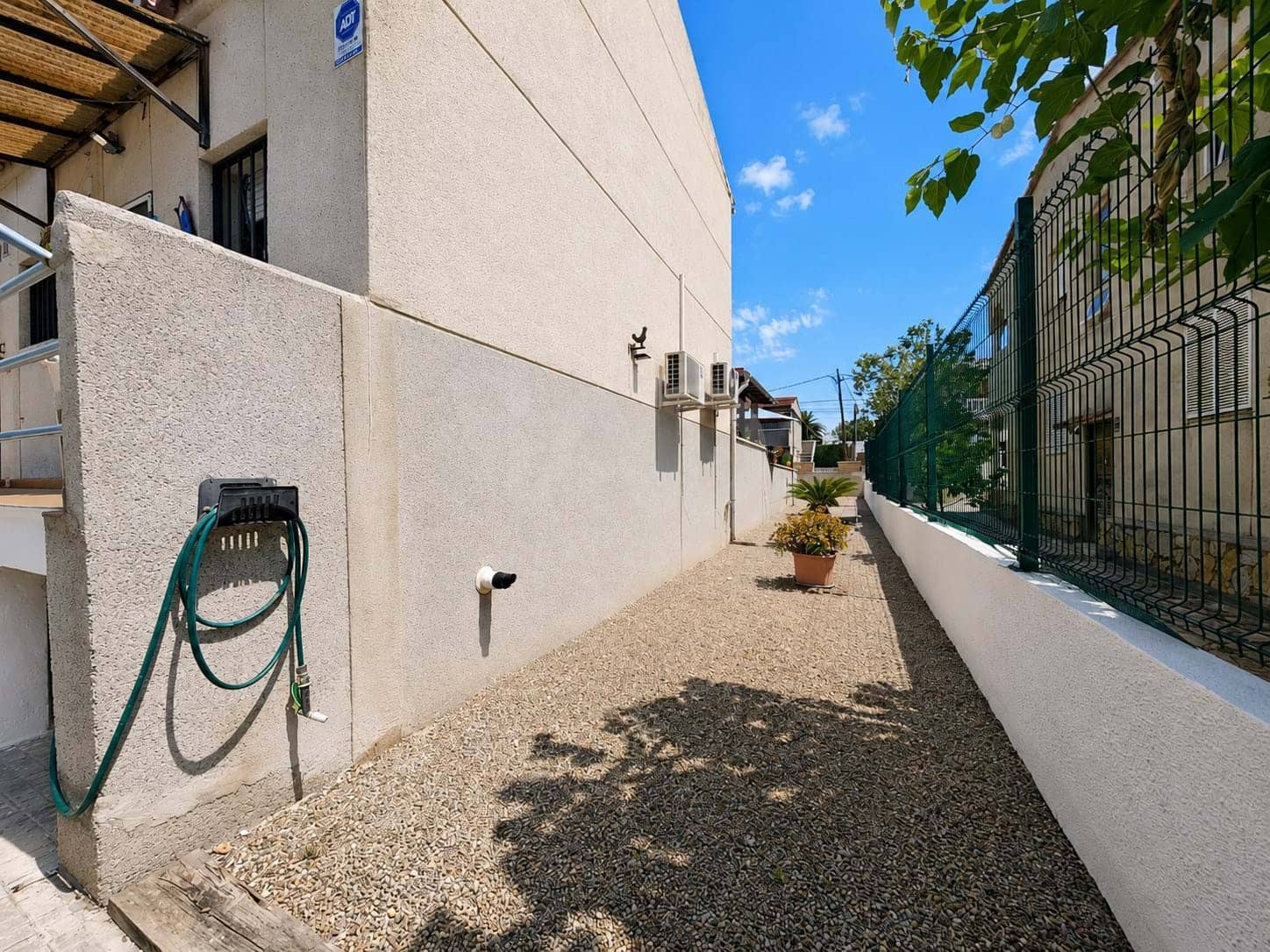 3 bedroom Terraced Villa for sale in Tarragona city with garage - € 325,000 (Ref: 9988323)