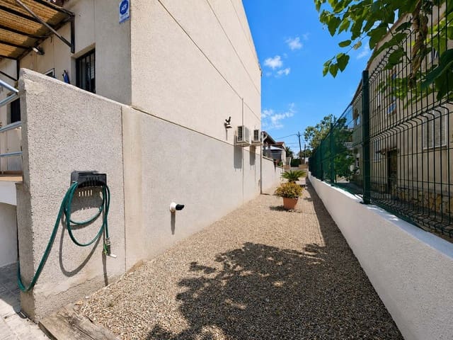 3 bedroom Terraced Villa for sale in Tarragona city with garage - € 325,000 (Ref: 9988323)