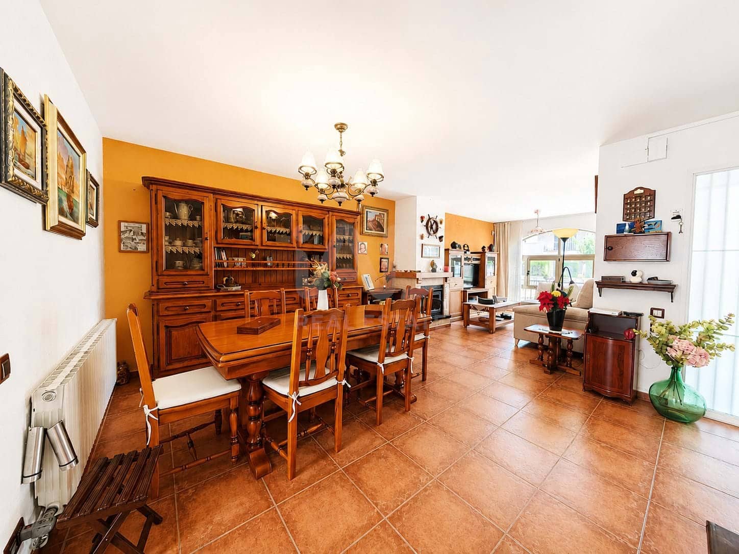 3 bedroom Terraced Villa for sale in Tarragona city with garage - € 325,000 (Ref: 9988323)