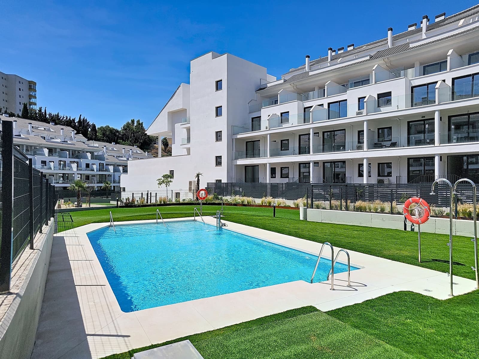 2 quarto Apartamento para venda em Fuengirola com piscina - 290 000 € (Ref: 9988327)