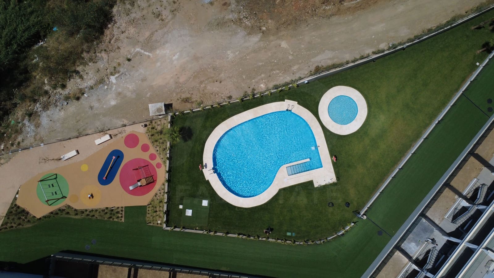 2 quarto Apartamento para venda em Fuengirola com piscina - 290 000 € (Ref: 9988327)