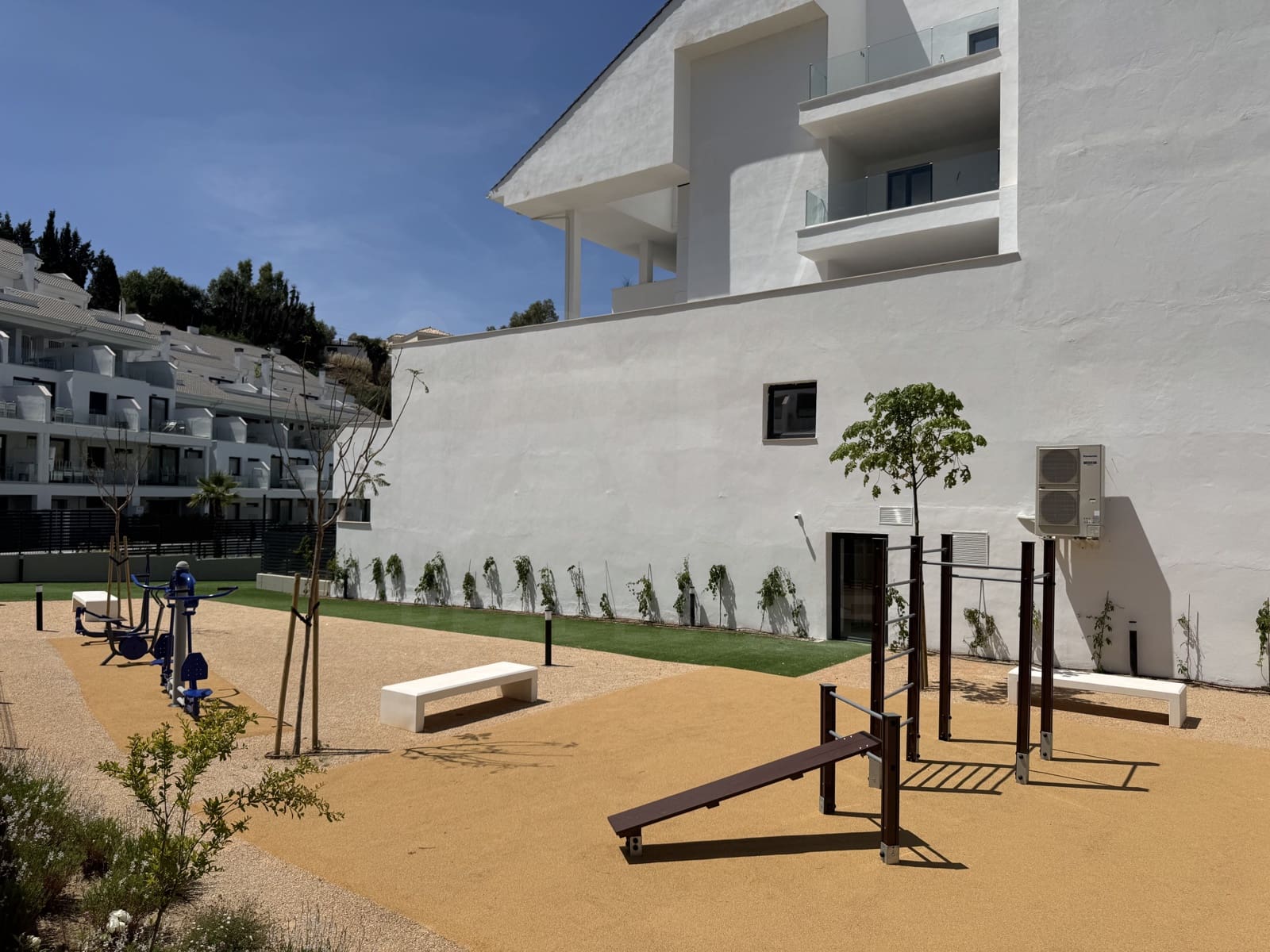 2 quarto Apartamento para venda em Fuengirola com piscina - 290 000 € (Ref: 9988327)