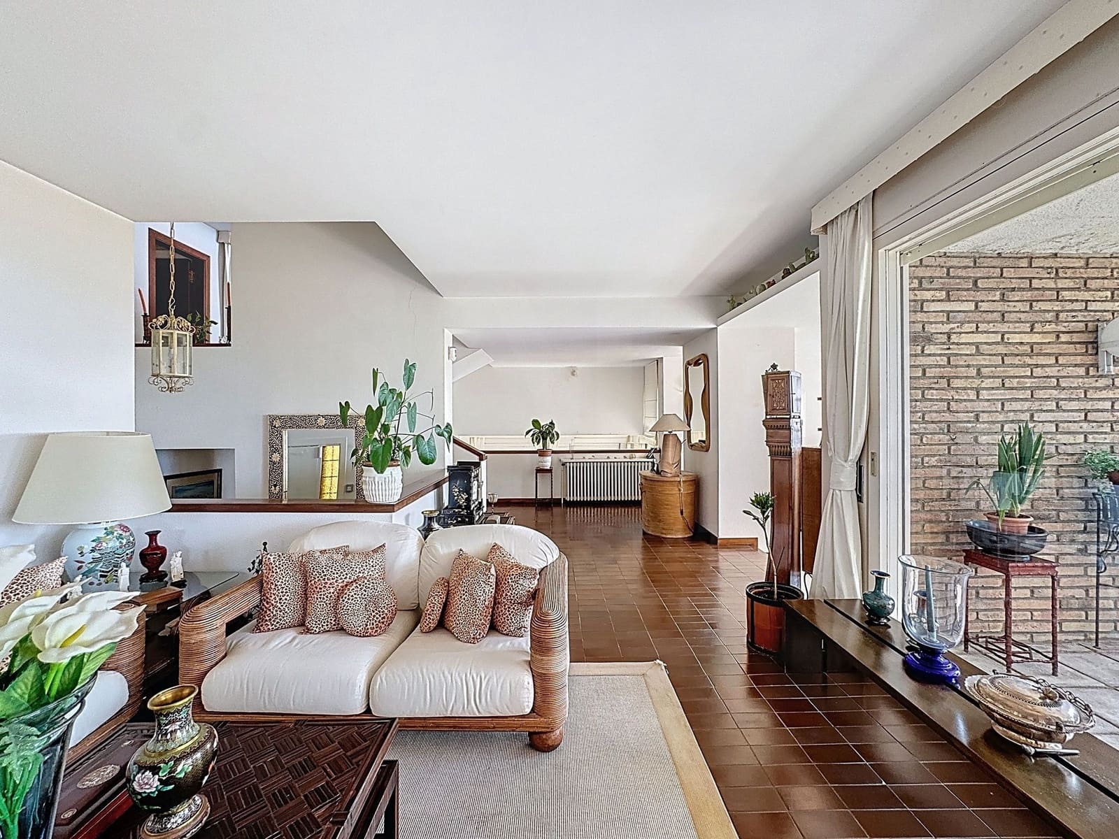 4 soverom Hus til salgs i Barcelona by med svømmebasseng garasje - € 990 000 (Ref: 9988329)