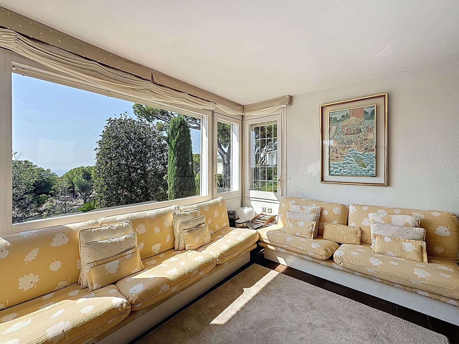 4 soverom Hus til salgs i Barcelona by med svømmebasseng garasje - € 990 000 (Ref: 9988329)