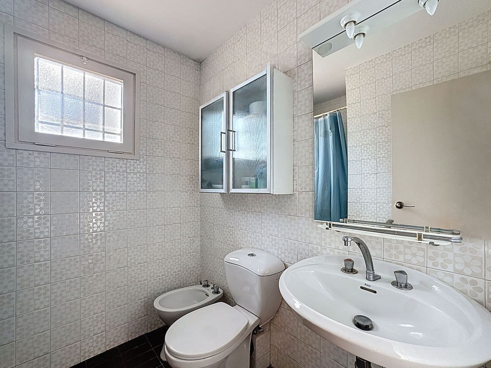 4 soverom Hus til salgs i Barcelona by med svømmebasseng garasje - € 990 000 (Ref: 9988329)