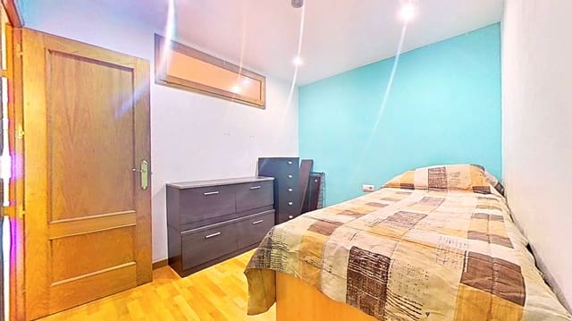 3 slaapkamer Appartement te koop in L'Espluga de Francolí met garage - € 120.000 (Ref: 9988330)