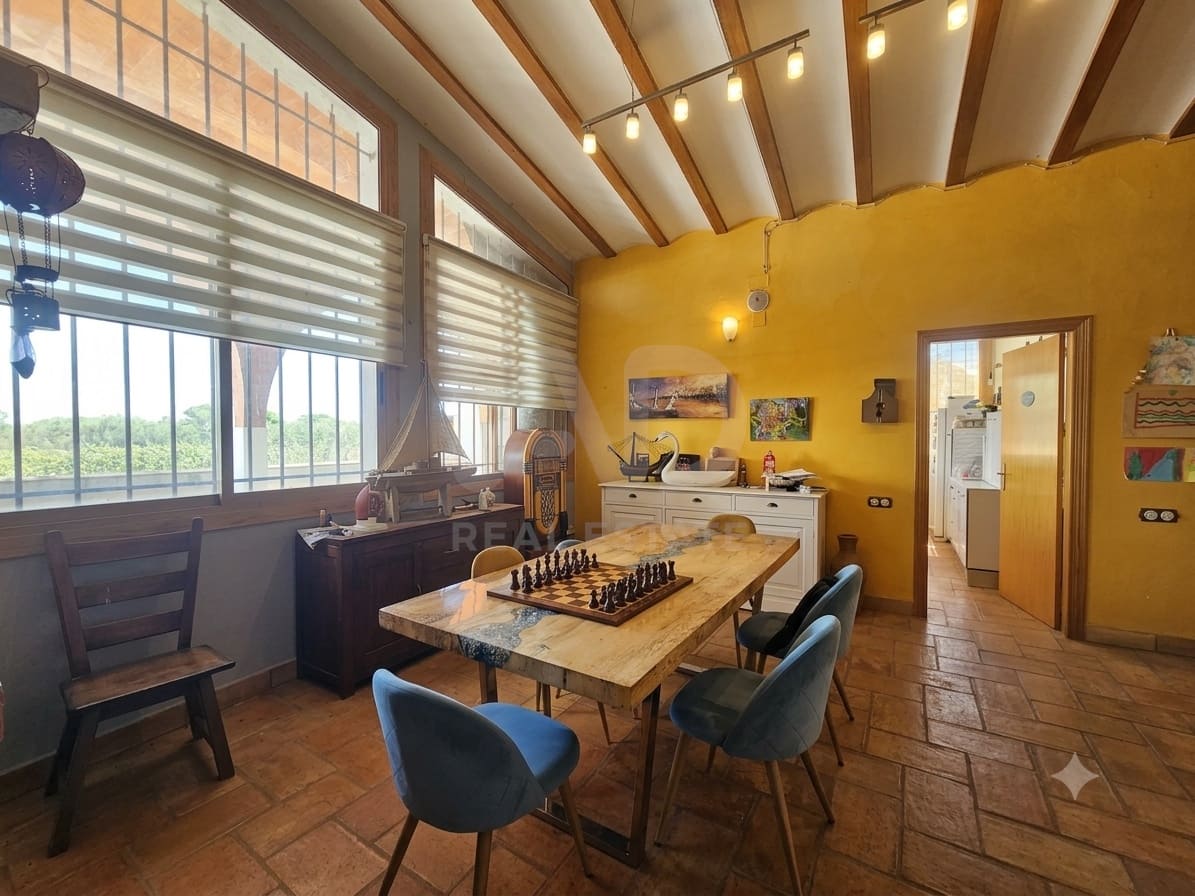 5 sovrum Finca/Hus på landet till salu i Tarragona stad med pool garage - 900 000 € (Ref: 9988331)