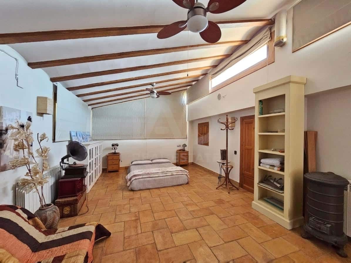 5 sovrum Finca/Hus på landet till salu i Tarragona stad med pool garage - 900 000 € (Ref: 9988331)