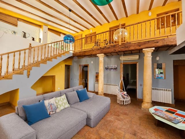 5 sovrum Finca/Hus på landet till salu i Tarragona stad med pool garage - 900 000 € (Ref: 9988331)