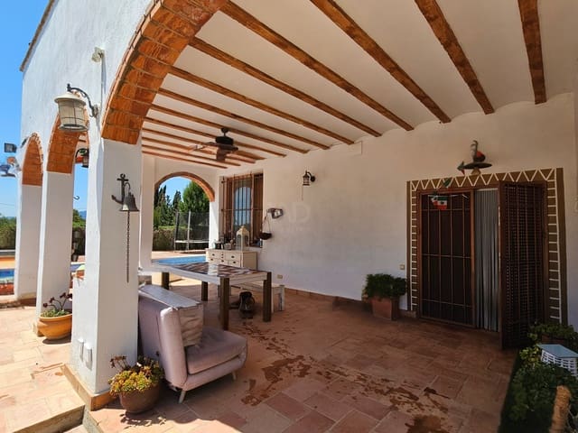 5 sovrum Finca/Hus på landet till salu i Tarragona stad med pool garage - 900 000 € (Ref: 9988331)