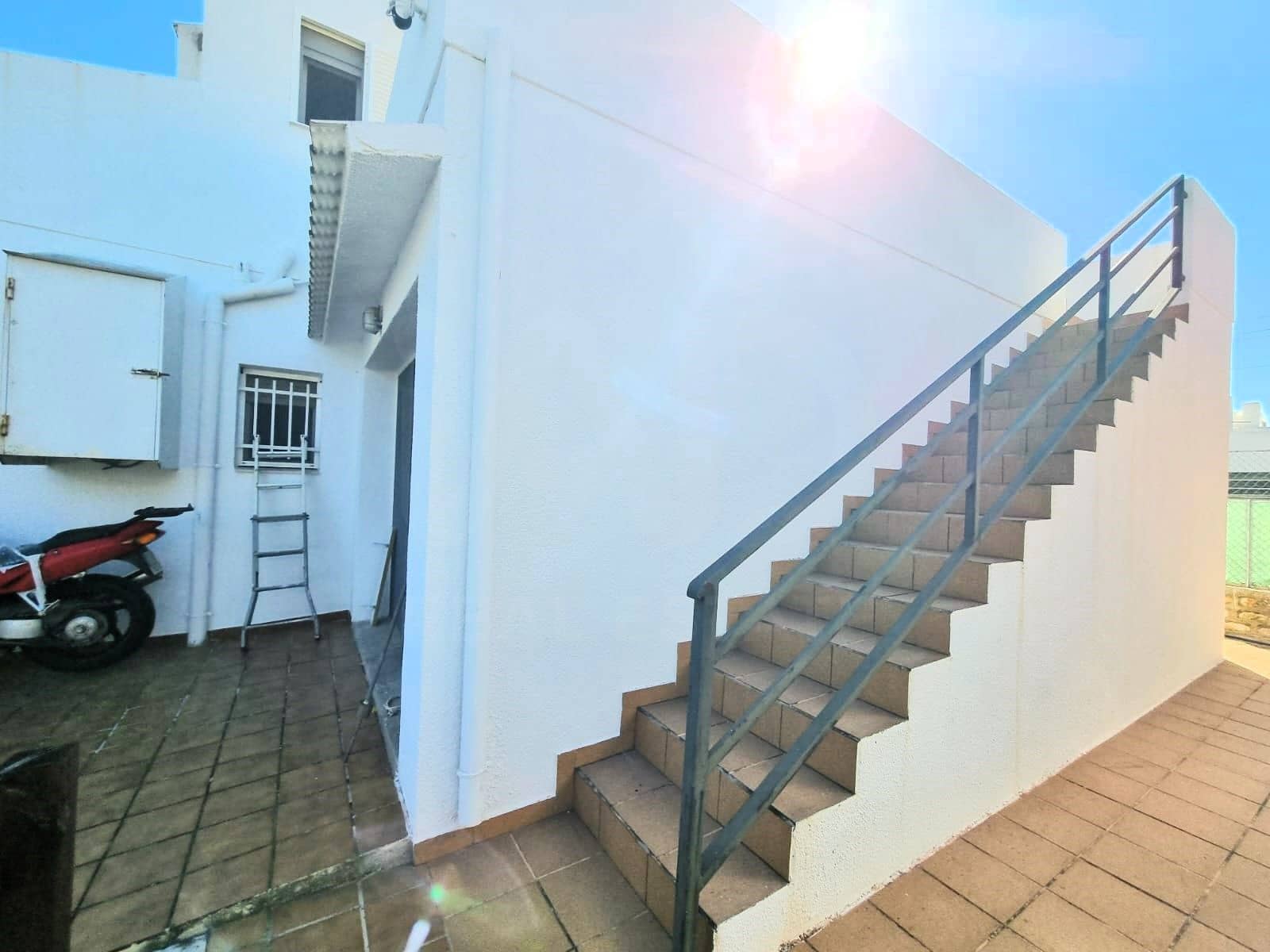 7 sypialnia Willa na sprzedaż w Calafat z garażem - 295 000 € (Ref: 9988332)