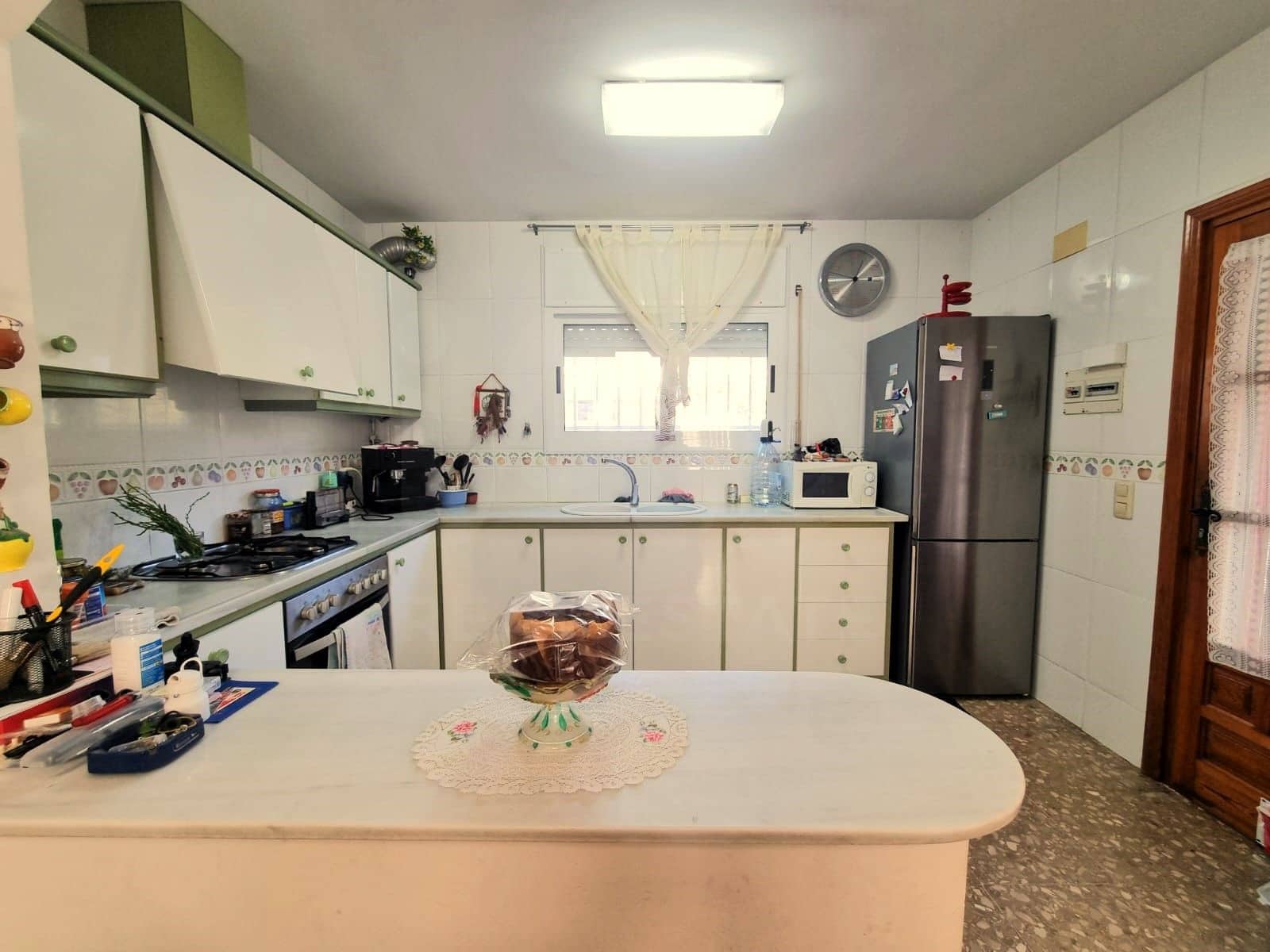 7 sypialnia Willa na sprzedaż w Calafat z garażem - 295 000 € (Ref: 9988332)