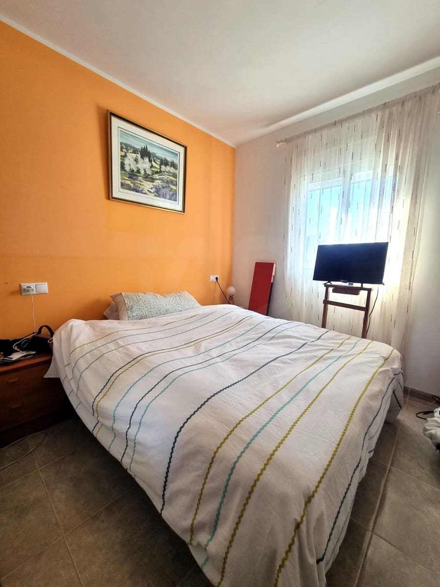 7 sypialnia Willa na sprzedaż w Calafat z garażem - 295 000 € (Ref: 9988332)