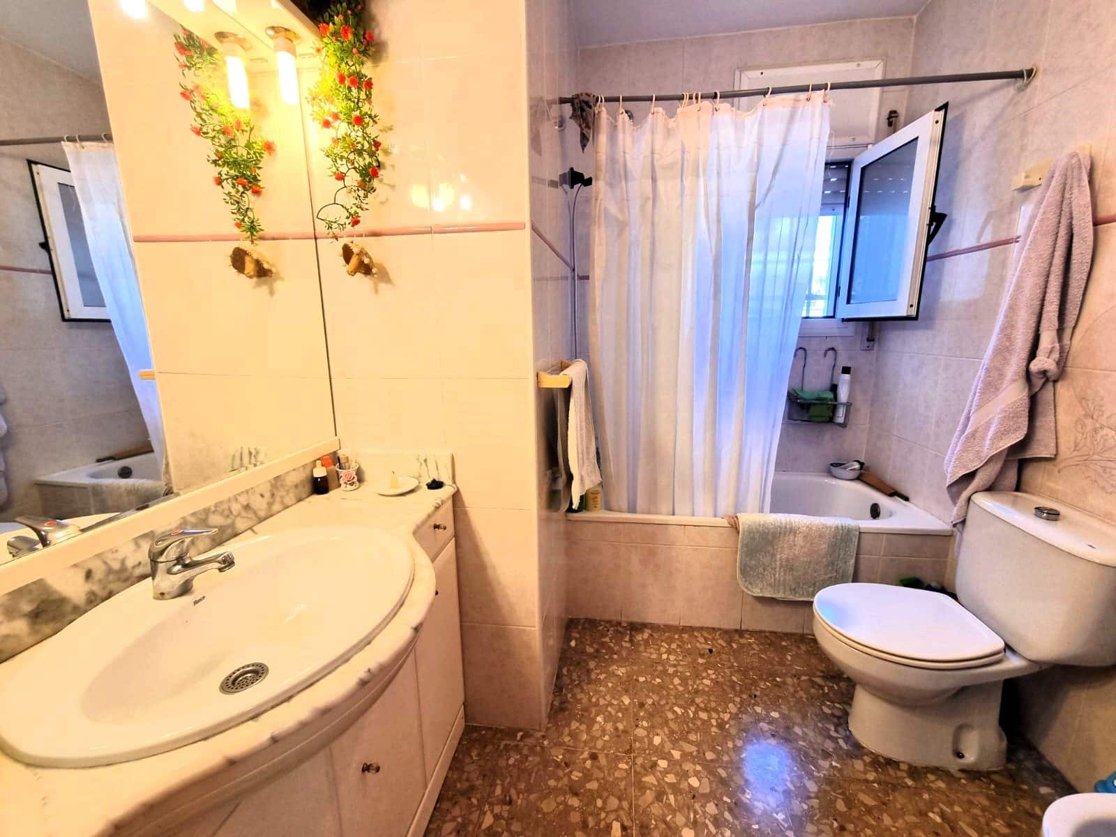7 sypialnia Willa na sprzedaż w Calafat z garażem - 295 000 € (Ref: 9988332)