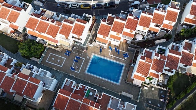 2 slaapkamer Rijtjeshuis te koop in Santa Cruz de Tenerife met zwembad - € 300.000 (Ref: 9988333)
