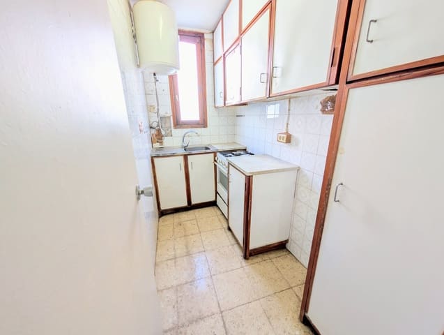 2 slaapkamer Rijtjeshuis te koop in Santa Cruz de Tenerife met zwembad - € 300.000 (Ref: 9988333)