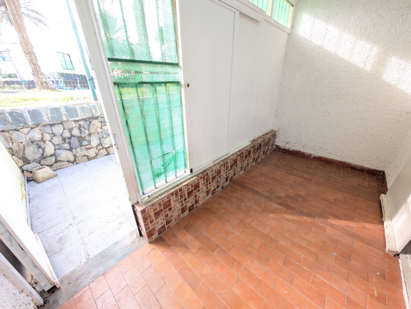 2 slaapkamer Rijtjeshuis te koop in Santa Cruz de Tenerife met zwembad - € 300.000 (Ref: 9988333)