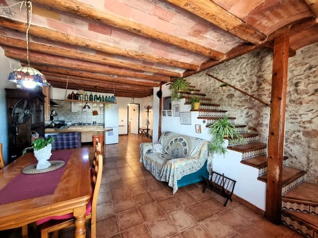 3 soverom Hus til salgs i Tarragona by - € 180 000 (Ref: 9988335)